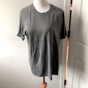 Lululemon tee shirt, dry fit